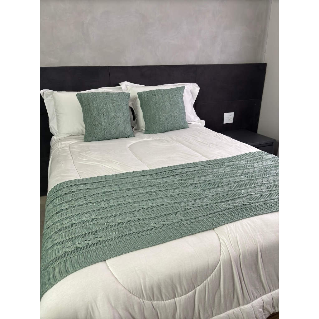 Peseira Tricot + 2 Capas de Almofada para Cama e Sofá - Linha Belle